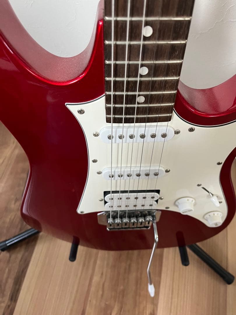 Ibanez レッドエレキギター　ネック虎目