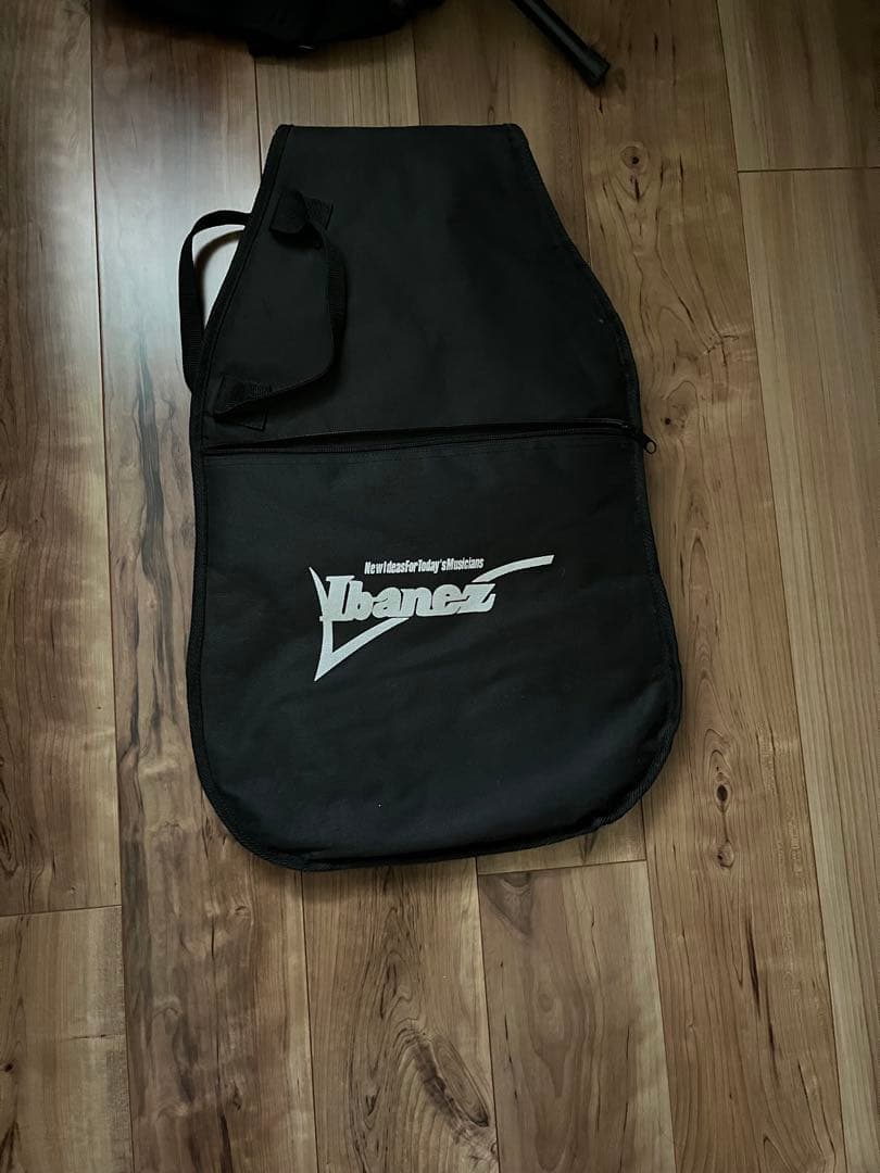 Ibanez レッドエレキギター　ネック虎目