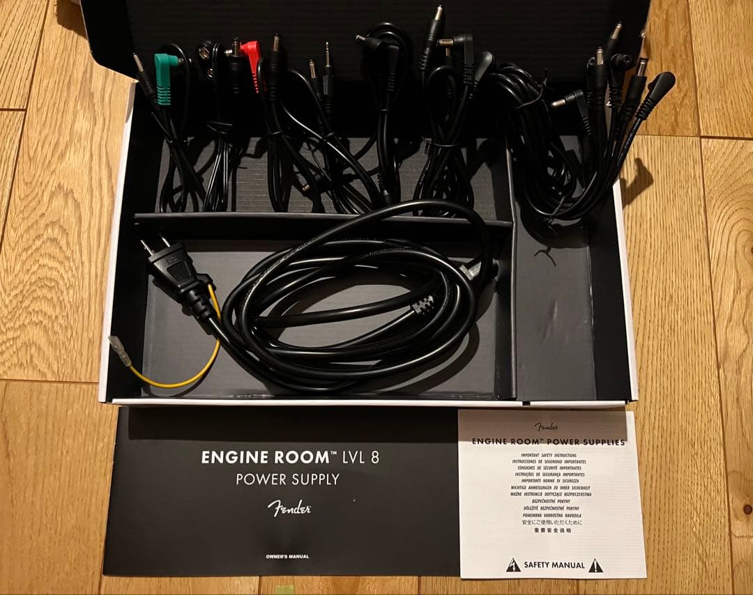 ギター FENDER / ENGINE ROOM LVL8 POWER SUPPLY