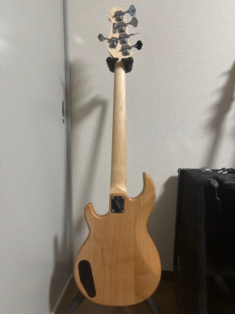 早い者勝ち最終値下YAMAHA BB235 5弦ベース　ヤマハ