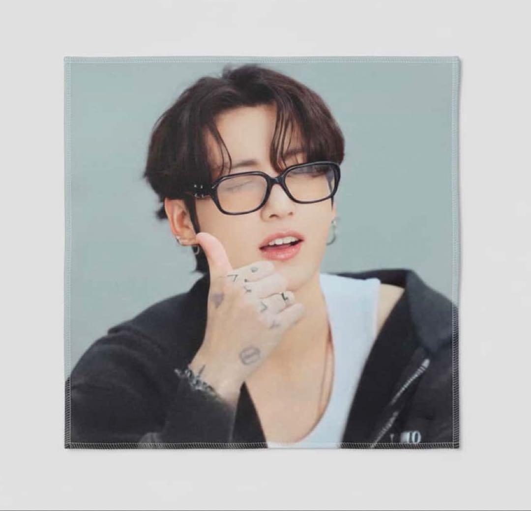 jungkookジョングク グク ハンドタオル　30×30 テテ　ジミン　ジン