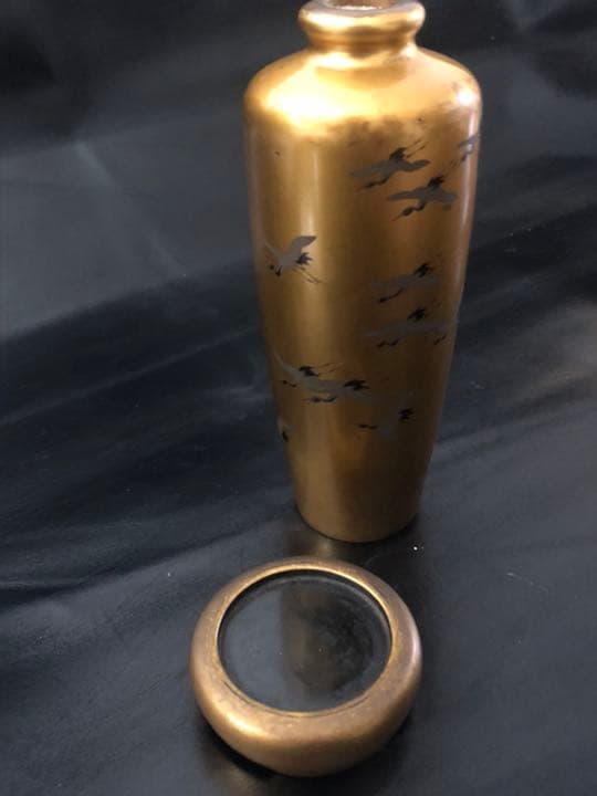 極上品◼️蔵から出てきた謎の黄金の蒔絵壺、蒔絵壷、骨董品、古美術品です。