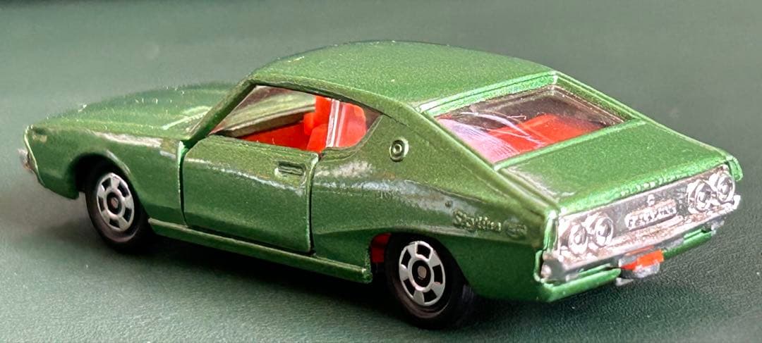 トミカ ニッサン スカイライン 2000GT-X 輸出仕様