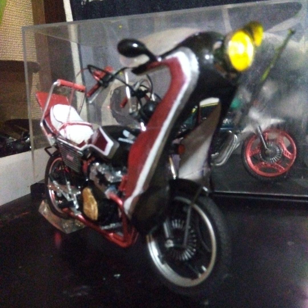 アオシマCBX400F