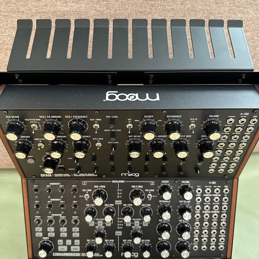 MOOG シンセ mother32 subharmonicon DFAM①