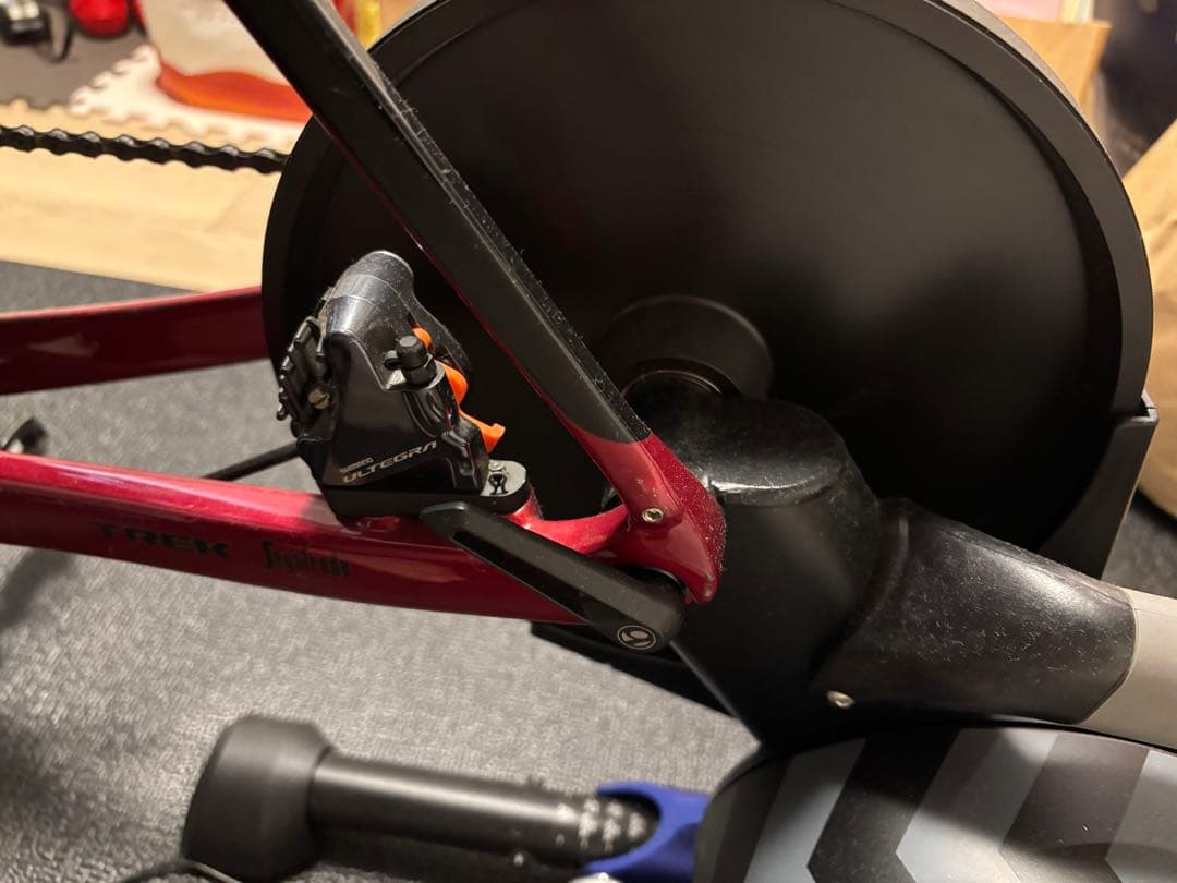 Wahoo KICKR V5 スマートバイクトレーナー