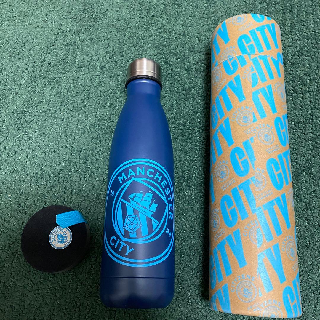 manchestercity ファンクラブ特典　水筒、ピンバッジ