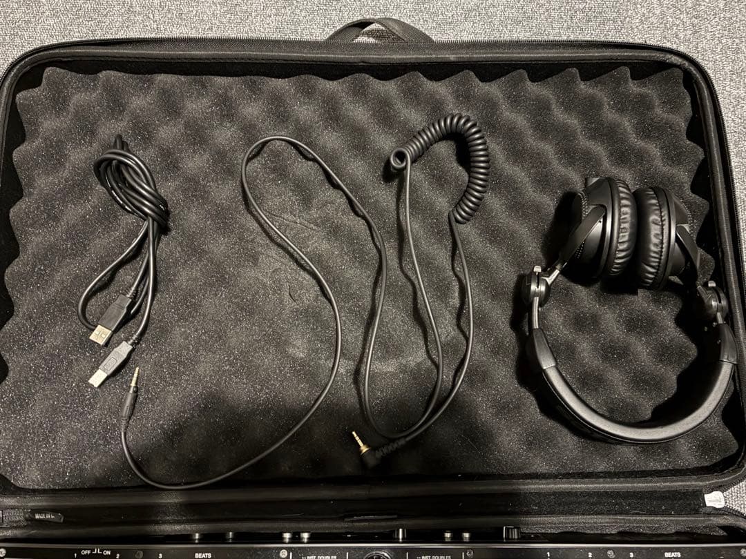 Pioneer DDJ-SR Technicsヘッドホン付属