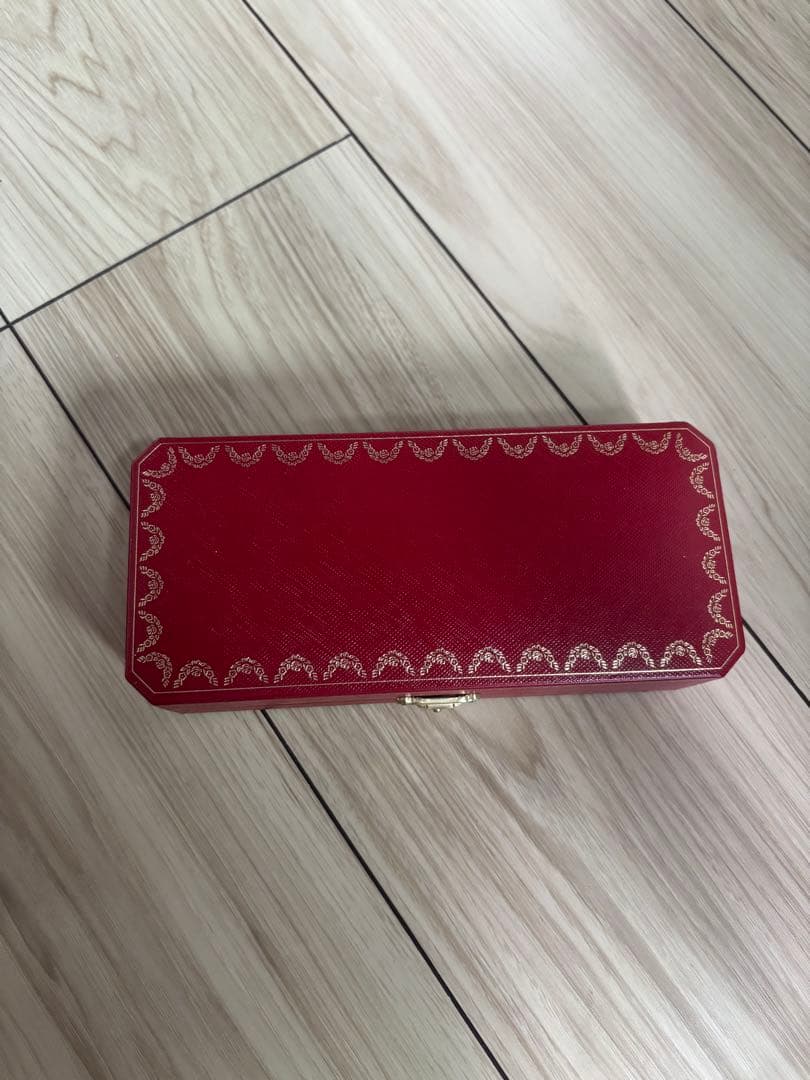 Cartier シルバーボールペン ケース付き