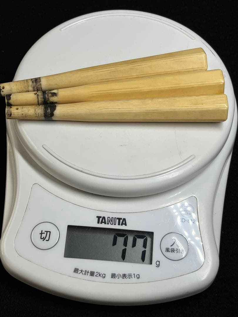 津軽三味線　三線・本紫檀・棹のみ　紅木紫檀製　純銀 天然素材 　弦楽器　民謡