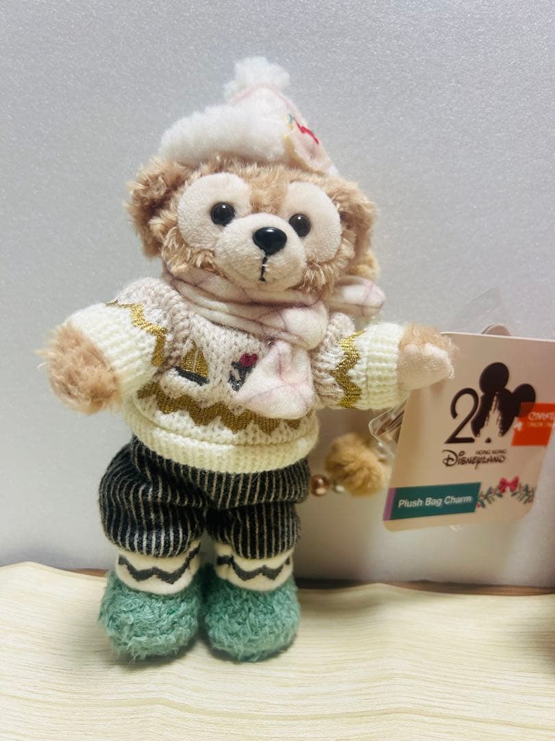 【値下げ】ダッフィー シェリーメイ 香港ディズニー キーチェーン 20周年