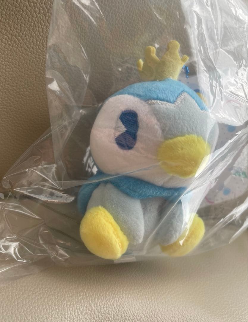 おいしいみず ポッチャマ　マスコット ぬいぐるみ