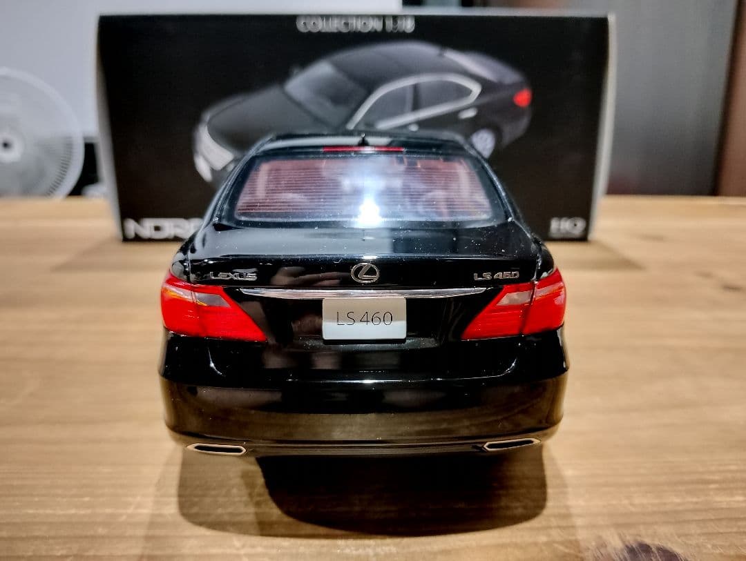 1/18 ノレブ　レクサス　LS460　中期型　ミニカー　ブラック