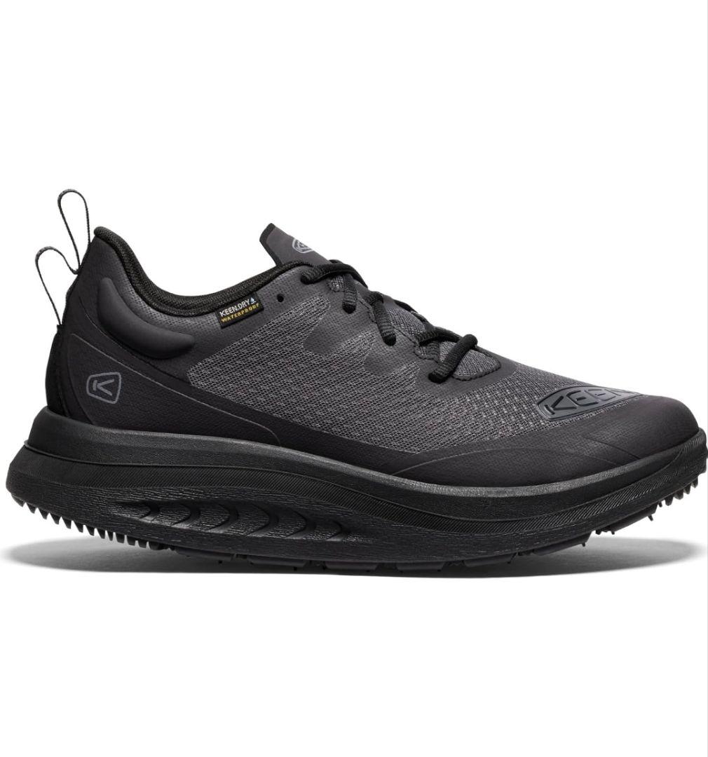 KEEN 防水ウォーキングシューズ