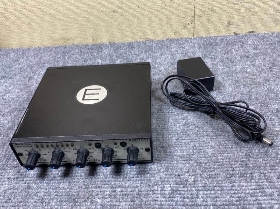 1218* FMR AUDIO RNC1773E コンプレッサー