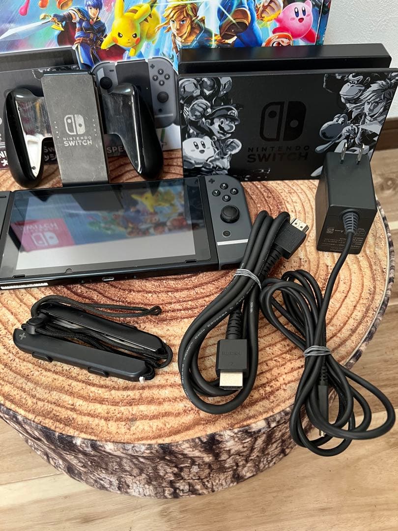 Nintendo Switch ニンテンドースイッチ本体　スマブラモデル