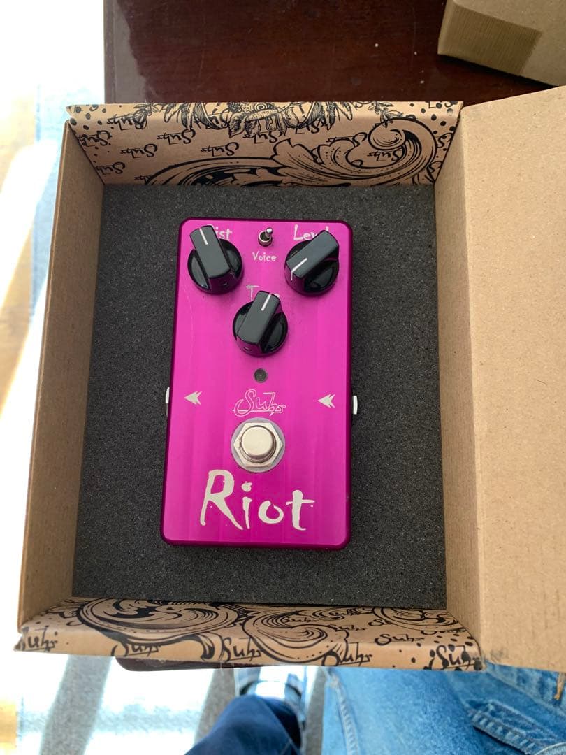 ギター Shur Riot