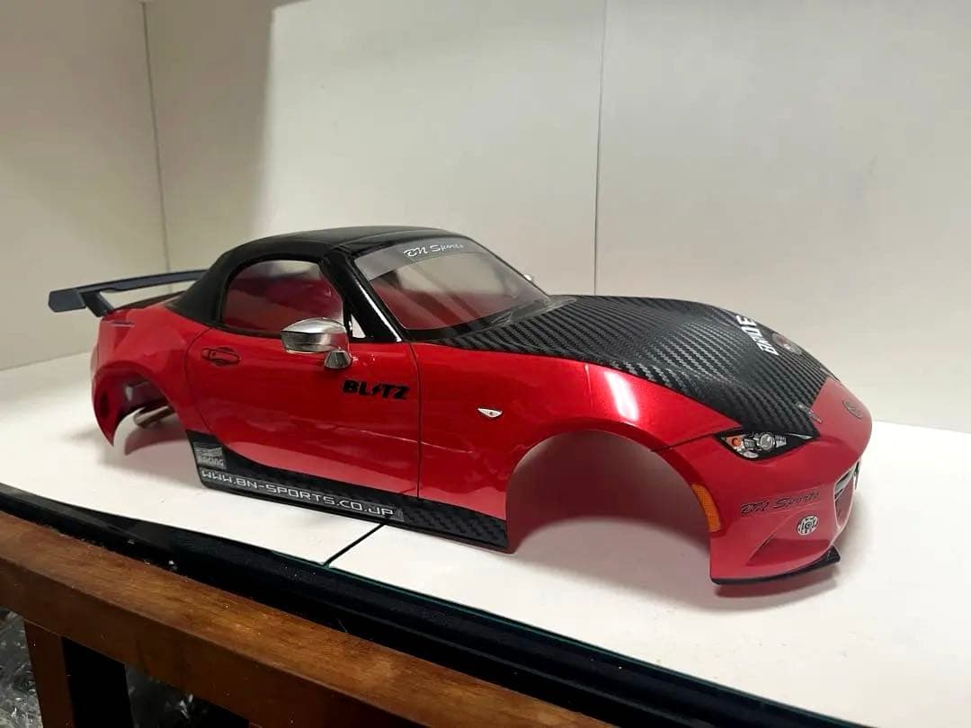 ラジコン 1/10 タミヤXB マツダ ロードスター レッドボディとタイヤセット