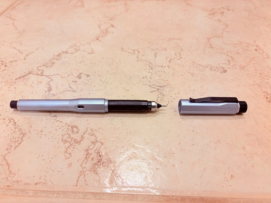 数量限定 クルトガダイブ カスケードブルー