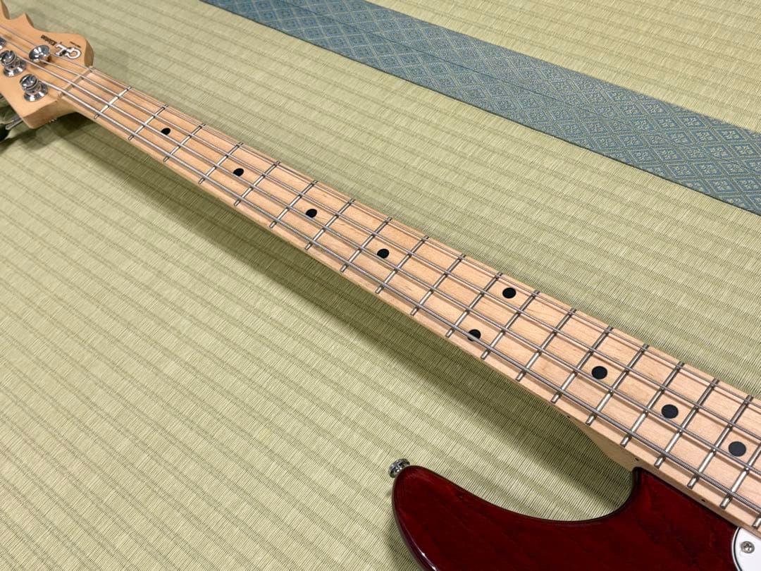 ベース G&L Tribute Series Kiloton Irish ale