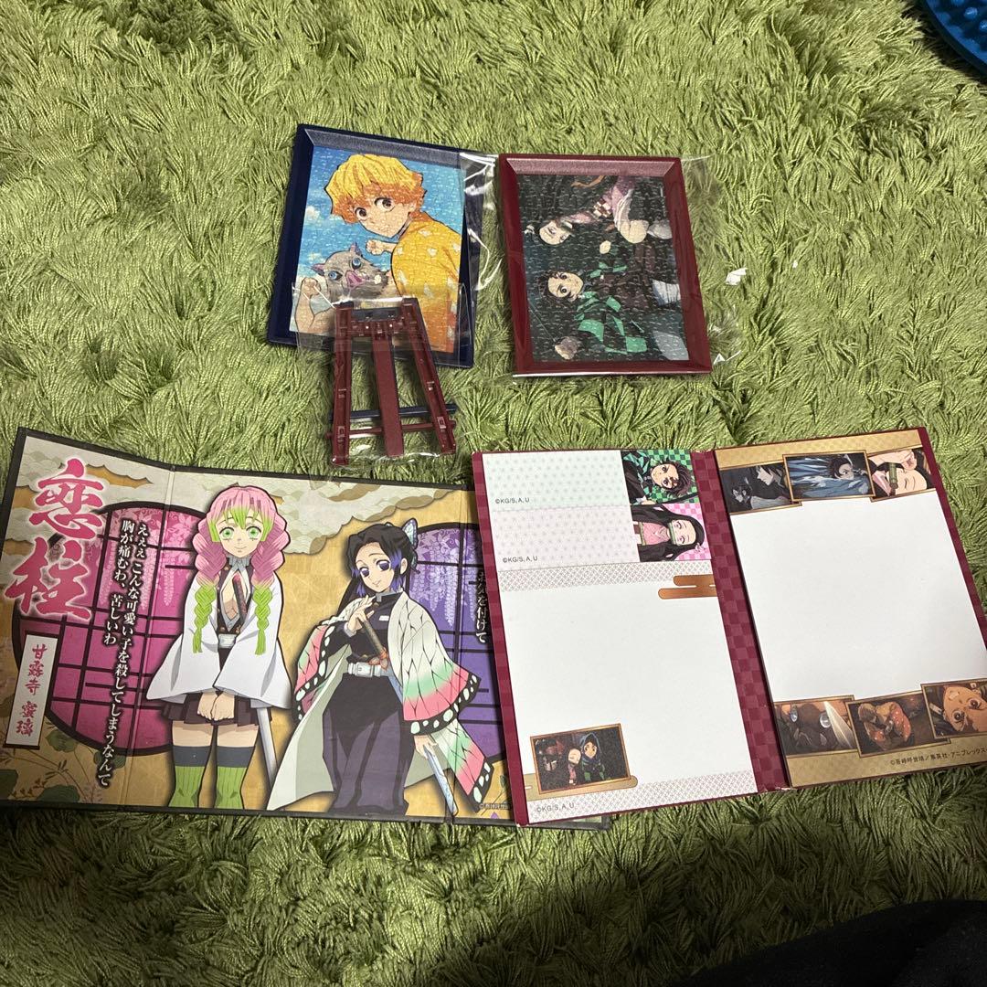 写真全部見てください　特に7枚目！　鬼滅の刃　キャラクターグッズセット