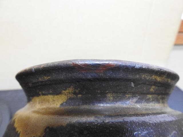 古瀬戸水指　時代箱　箱書きあり　MA468