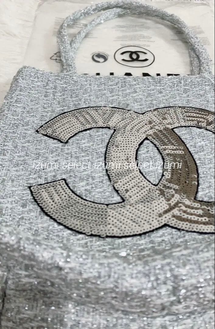 新品非売品　CHANELノベルティ　ビューティーノベルティバッグ　スパンコール