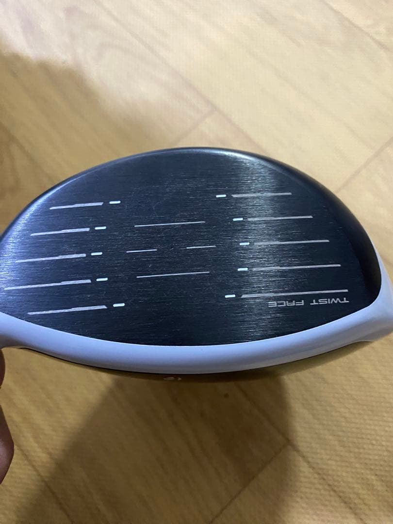 680 テーラーメイド　SIM2 9° ヘッドのみ