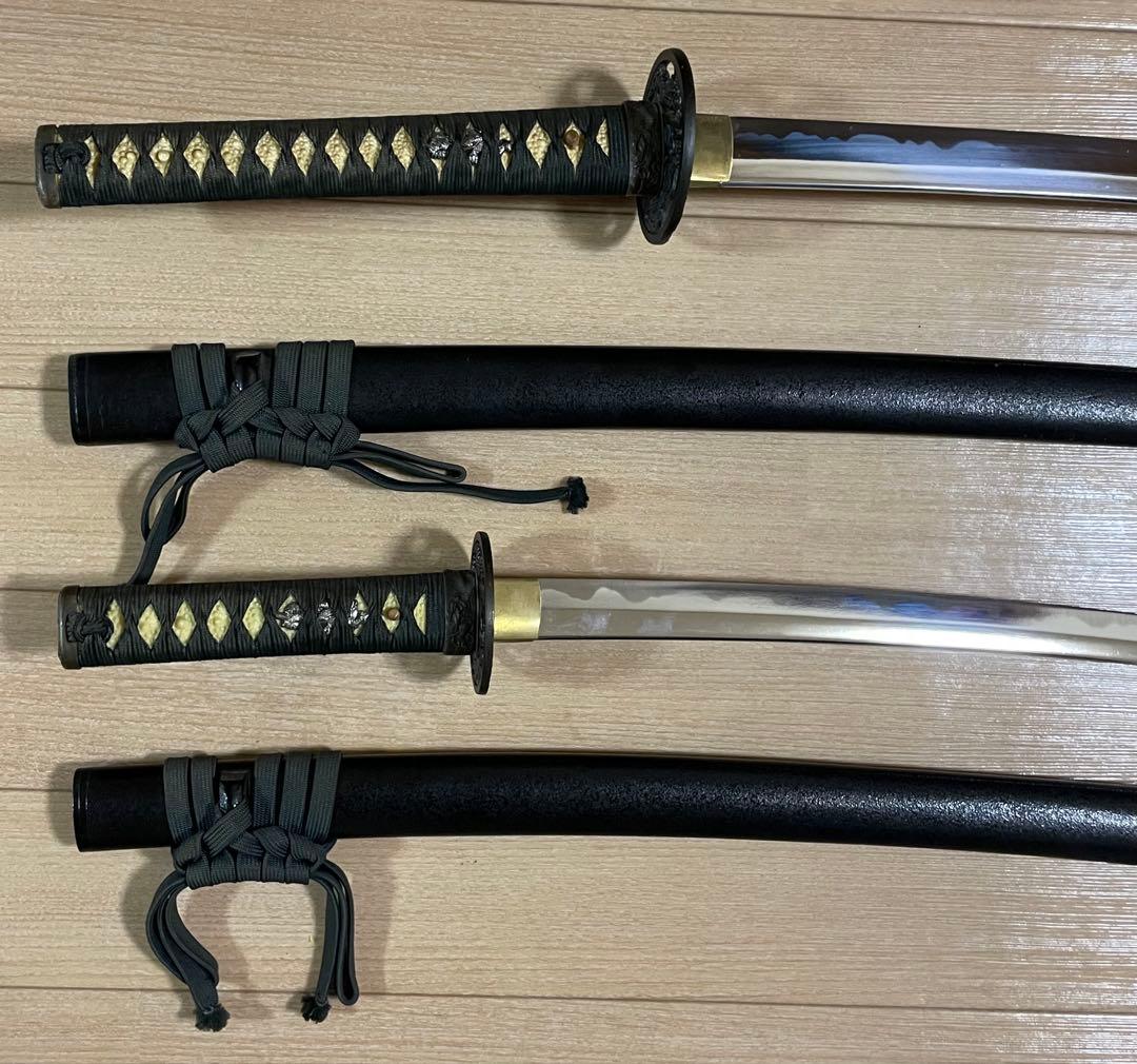ハチワレ　模造刀　居合刀　太刀　脇差　刀掛け　武具　U0331