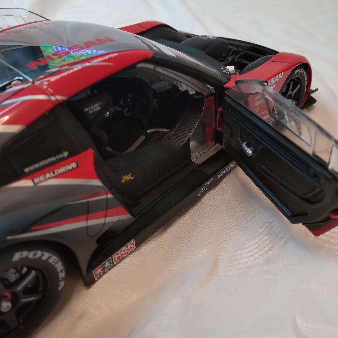 オートアート XANAVI NISMO GT-R 1/18 箱なし