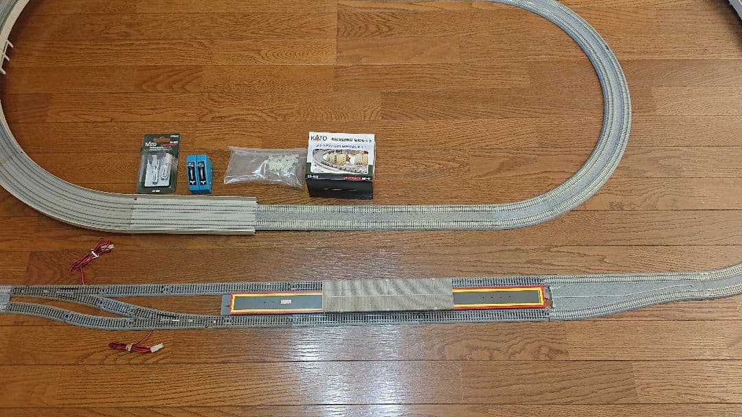 KATO製品 立体交差 複線レイアウト(片渡りポイント・島式ホーム)①