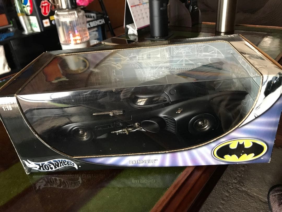 Hot Wheels バットモービル 1:18