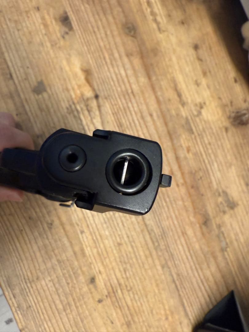 モデルガン タナカ SIG SAUER P229ブラック(発火式）