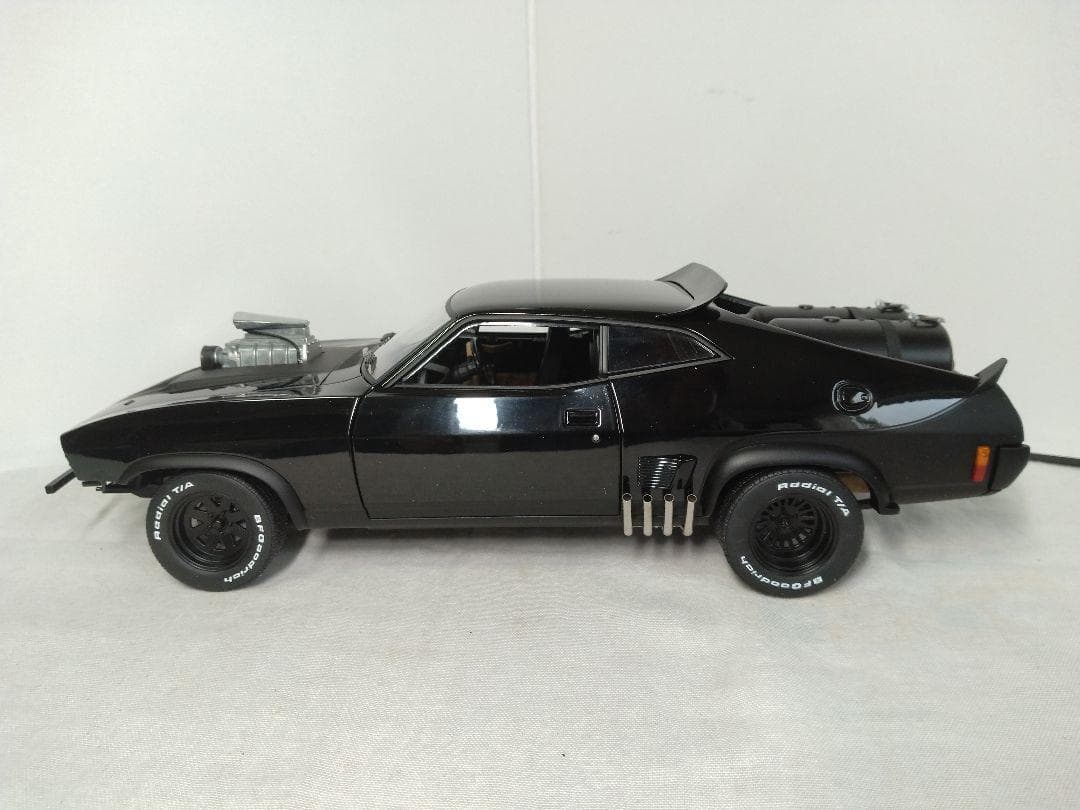 59　オートアート　1/18　マッドマックス2　The ROAD WARRIOR