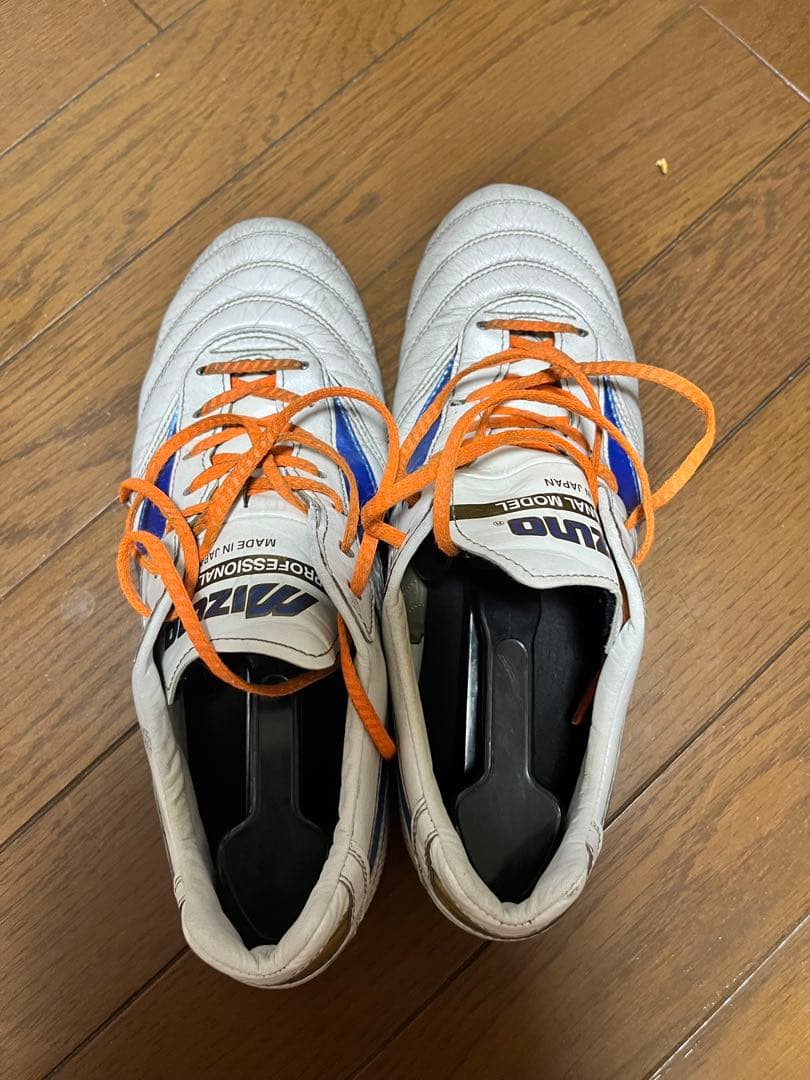 Mizuno サッカーシューズ ホワイト26.5cmオレンジ シューズキーパー付