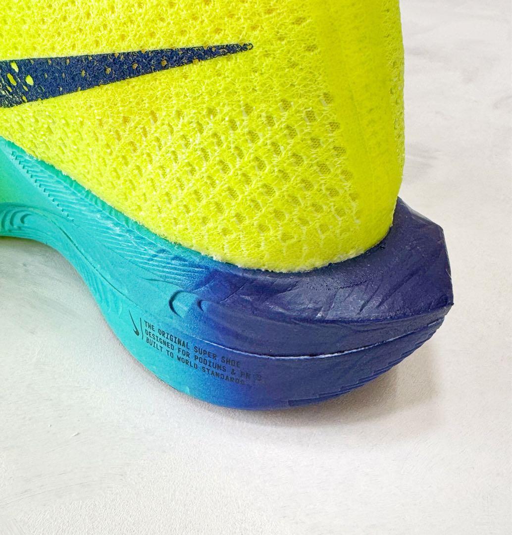 【新品未使用】ナイキ NIKE ヴェイパーフライ3 28.0cm ボルト