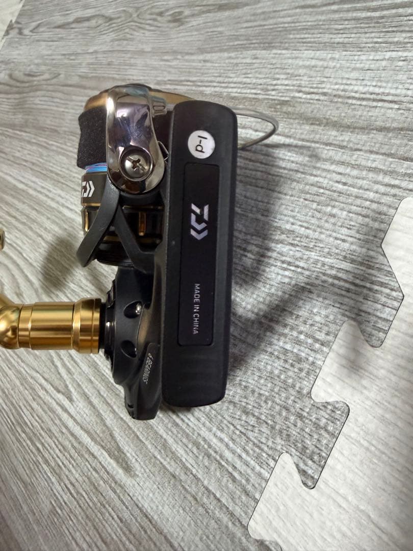 DAIWA BG SW 8000-H スピニングリール