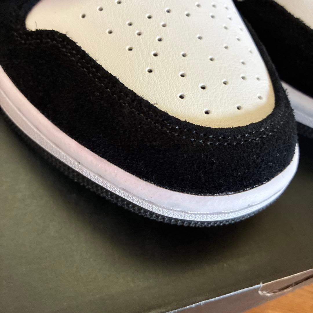NIKE AIR JORDAN 1MID SE 新品未使用　852542 116