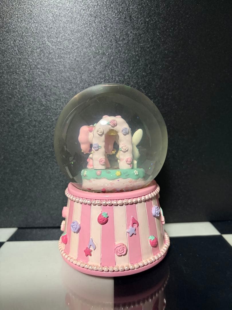 ★数量限定品★ 倉木麻衣15周年記念オルゴール付スノードーム(サンリオコラボ)