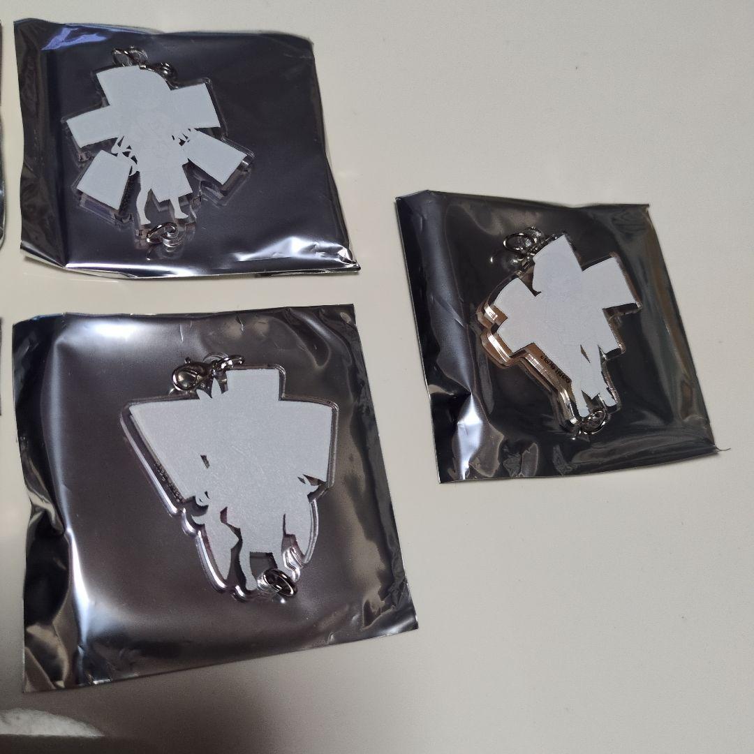 おちこぼれフルーツタルトアニメ化記念　浜弓場 双 作品展 アクリルチャームくじ