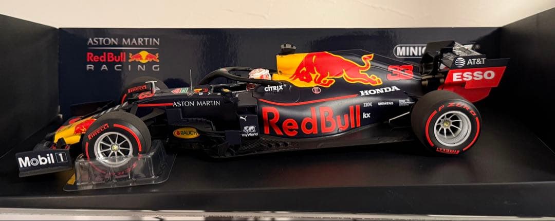 MINICHAMPS 1/18 レッドブル RB15 RB16 2台セット