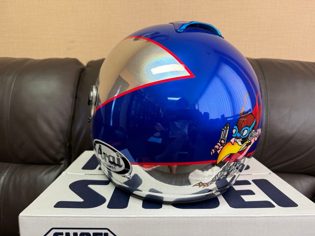 4輪専用ARAI ヘルメット　近藤真彦レプリカ　マッチ！