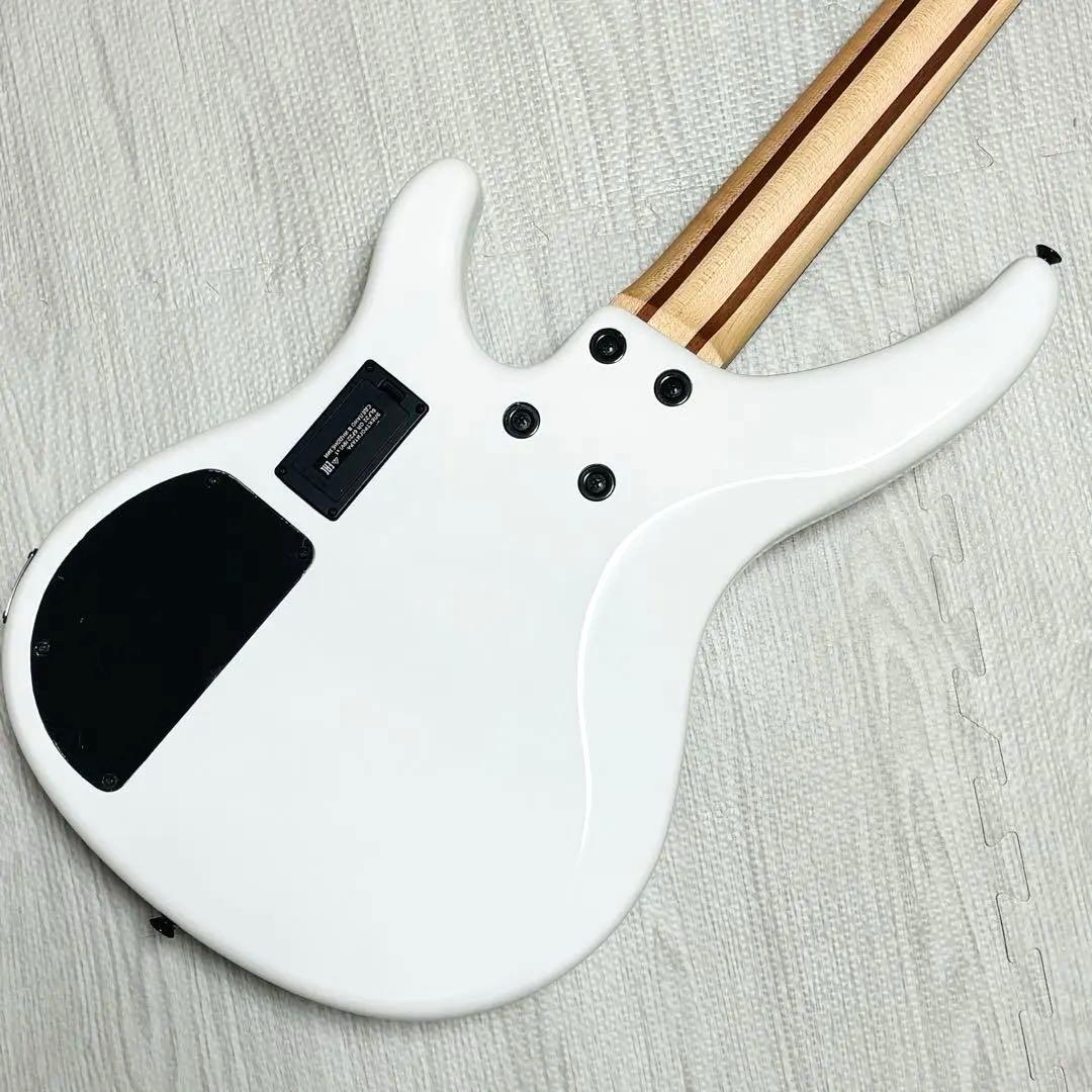 【美品】 YAMAHA ヤマハ TRBX304 WH エレキベース メンテ済み