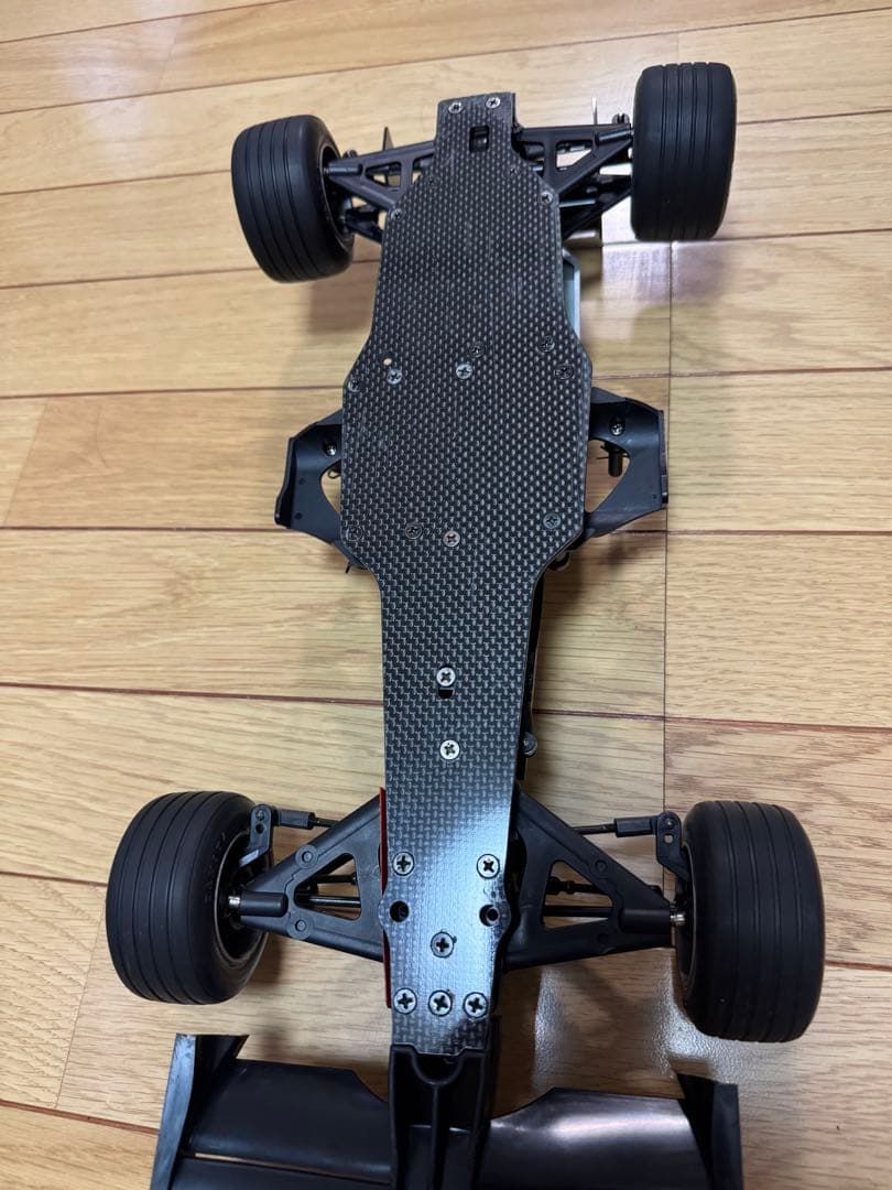 タミヤ F1シャーシ F201 希少ミシュランタイヤ付き