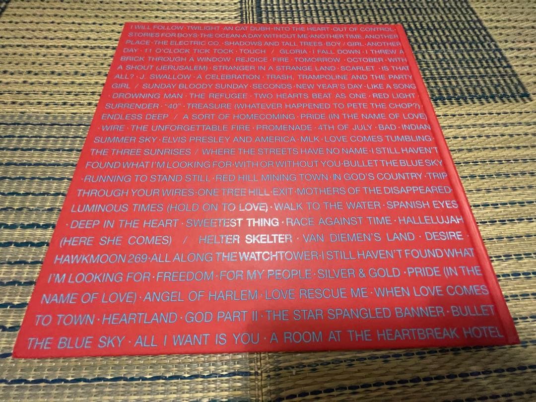 【激レア非売品！】U2 THE COMPLETE LYRICS 2冊セット！！
