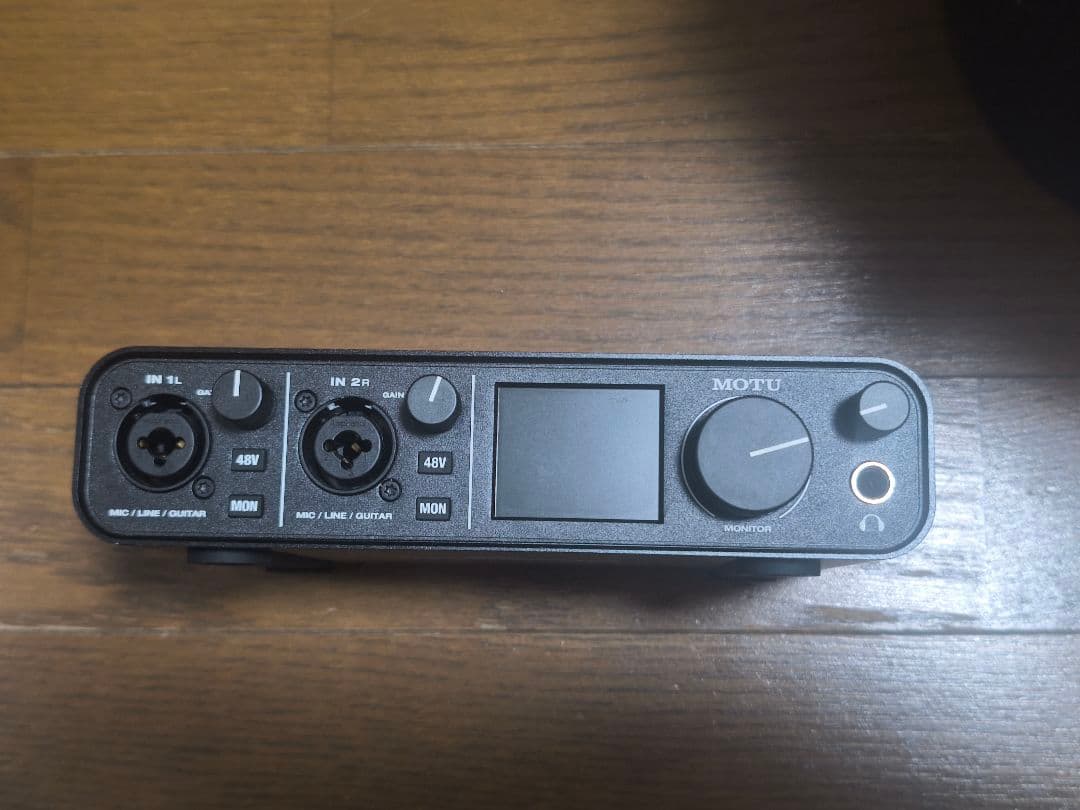 DJ機材 motu m2