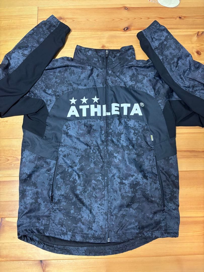 ATHLETA ピステ・ウィンドブレーカーセット
