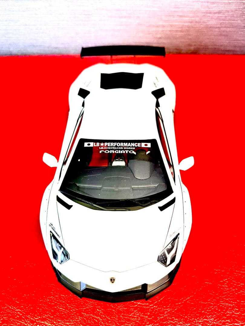 ☆Lamborghini 1/18 アヴェンタドールリバティウォーク　LB