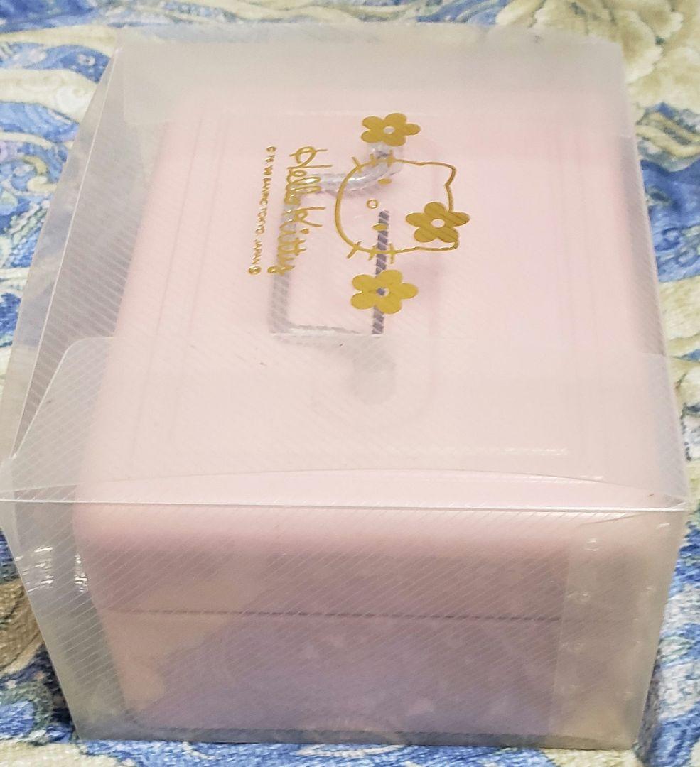 キティちゃん　金庫　プラスチックケース　カギ二本　ロック番号　付き