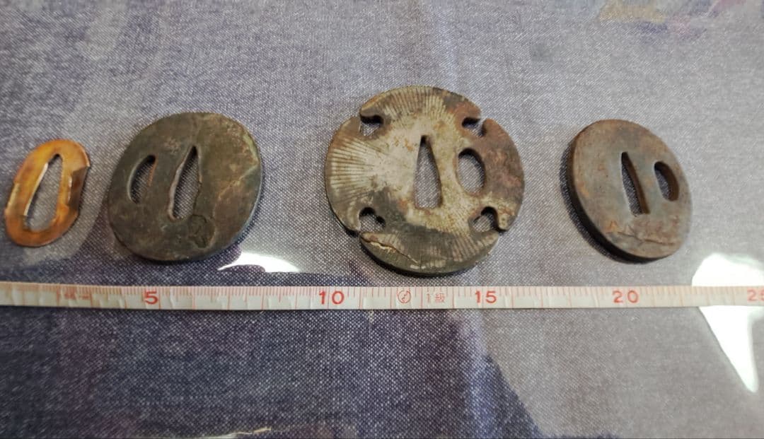 時代 刀装具 鍔 日本刀 つば 金張 象嵌 まとめ 4点 骨董 古美術 鉄鍔